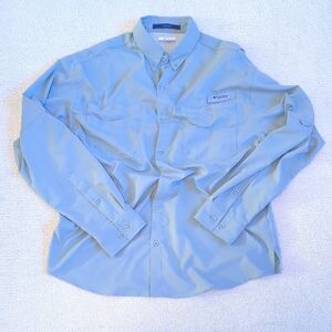 Columbia Men's Light Blue Button Down Shirt